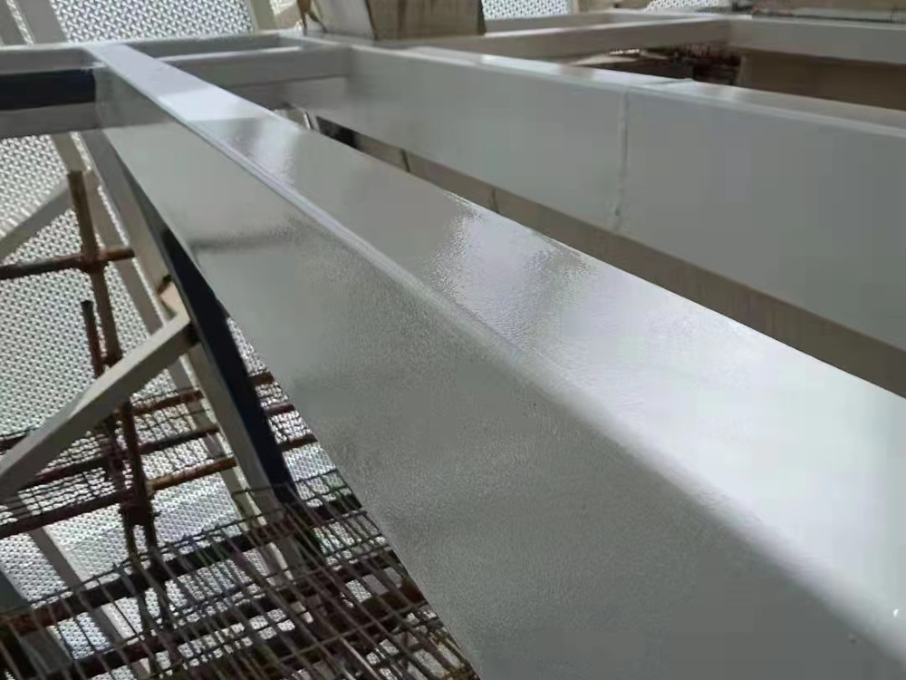 ���̰���